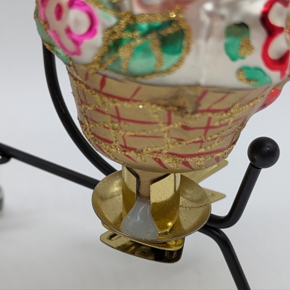 Vintage Floral Bouquet Clip On Christmas Tree Ornaments - Picture 4 of 8